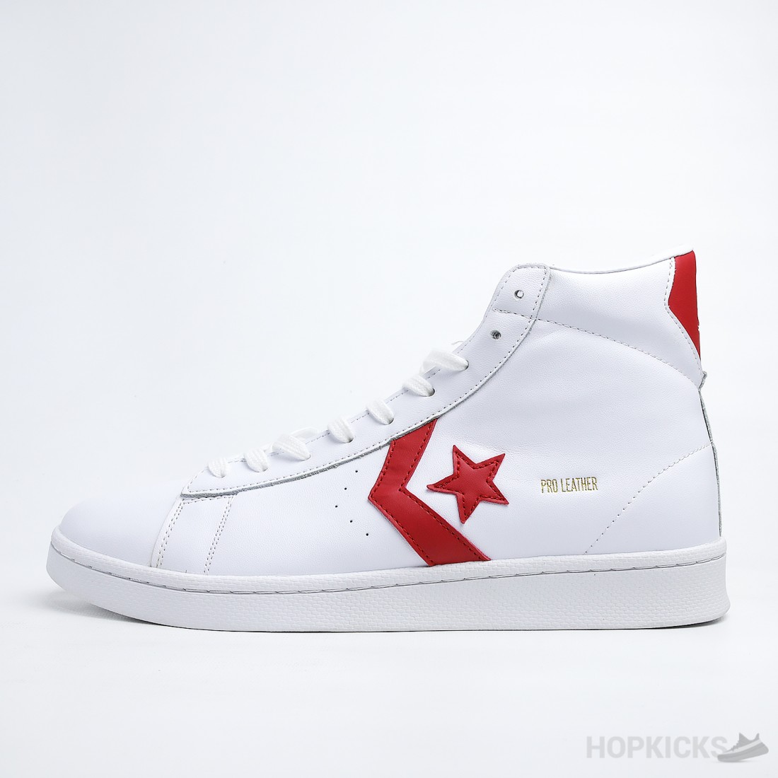 Converse thunderbolt hotsell ultra red